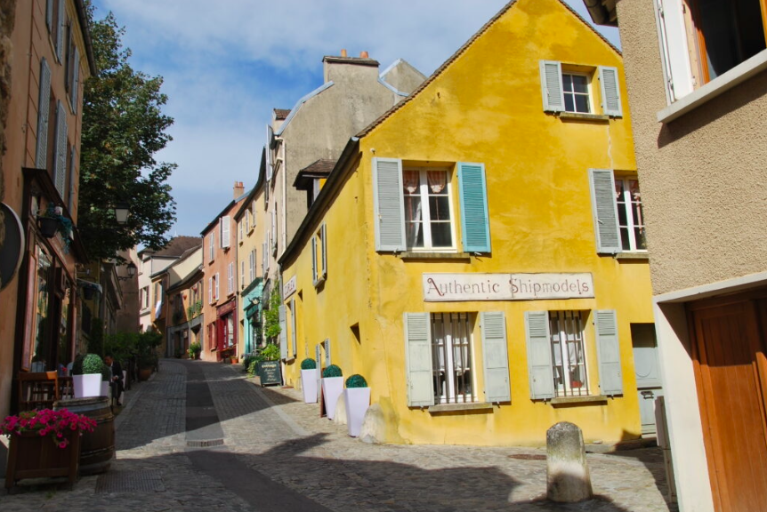 Grande Rue à Marly le Roi Grande Rue à Marly le Roi